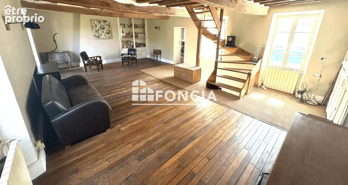Appartement à FONTAINEBLEAU