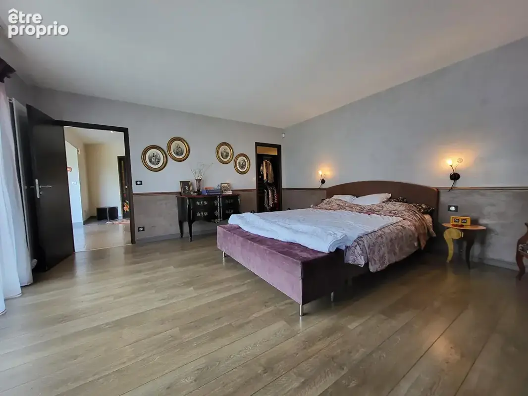 Maison de standing de 416 m² sur un terrain 2320 m² avec piscine - photo 8