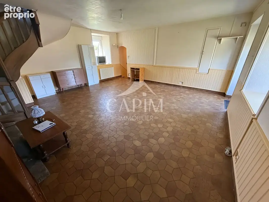 Maison Melle 6 Pièces- 112m² hab - 5 ch. -  Deux garages- Terrain 1073m²-Dépendance-Bon état - photo 2