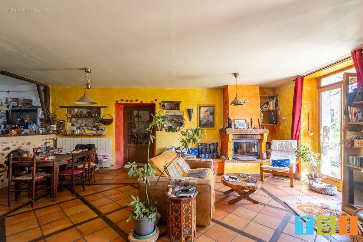 Maison à LA BASTIDE-DU-SALAT