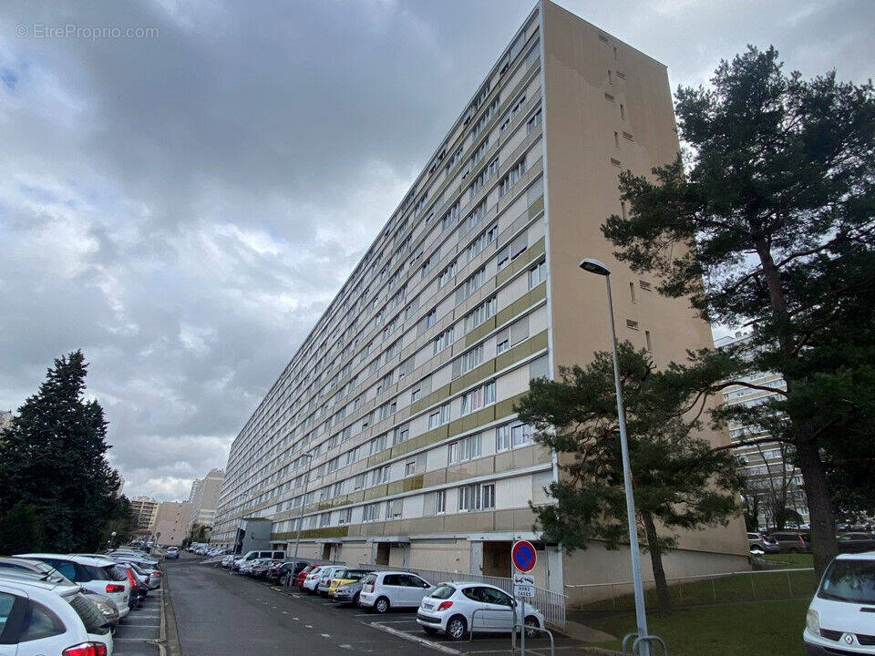 Photo 1 - Appartement à SAINT-ETIENNE