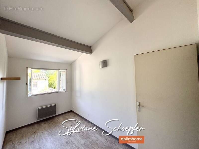 Appartement à SAINT-PAUL-TROIS-CHATEAUX