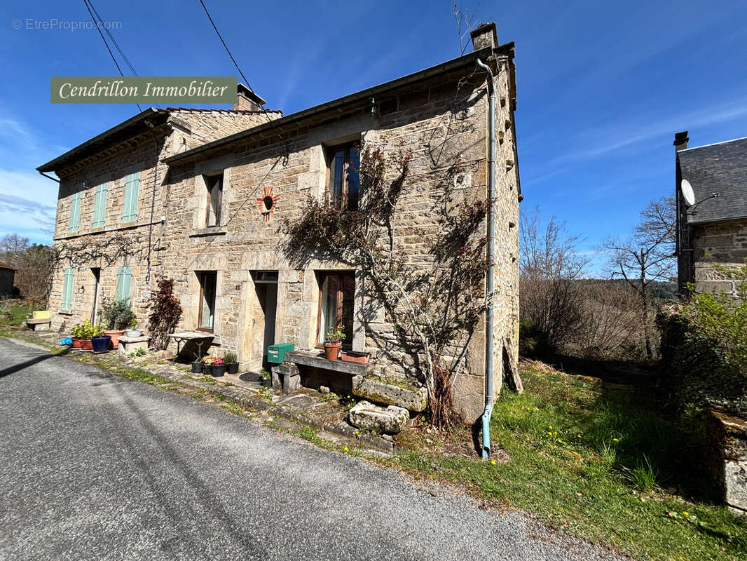 Maison à SAINT-PARDOUX-MORTEROLLES