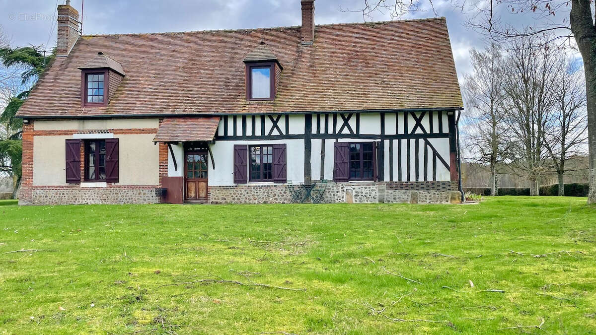 Maison à LES BAUX-DE-BRETEUIL