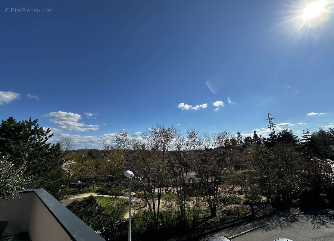 Appartement à CRAPONNE