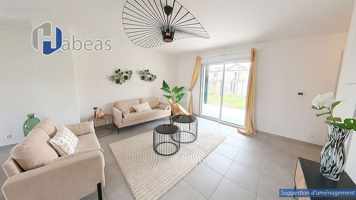 Maison à SAINT-PIERRE-DE-CHANDIEU