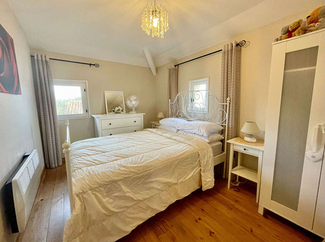 Maison à PUY-L'EVEQUE