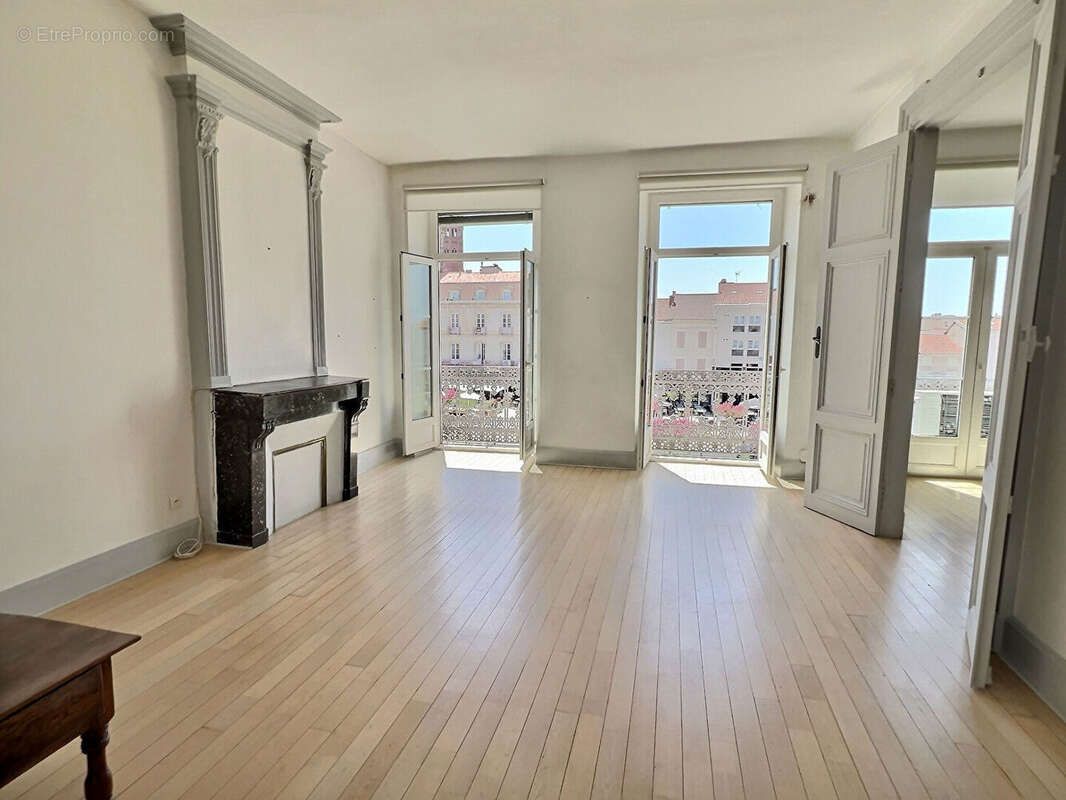 Appartement à VILLENEUVE-SUR-LOT