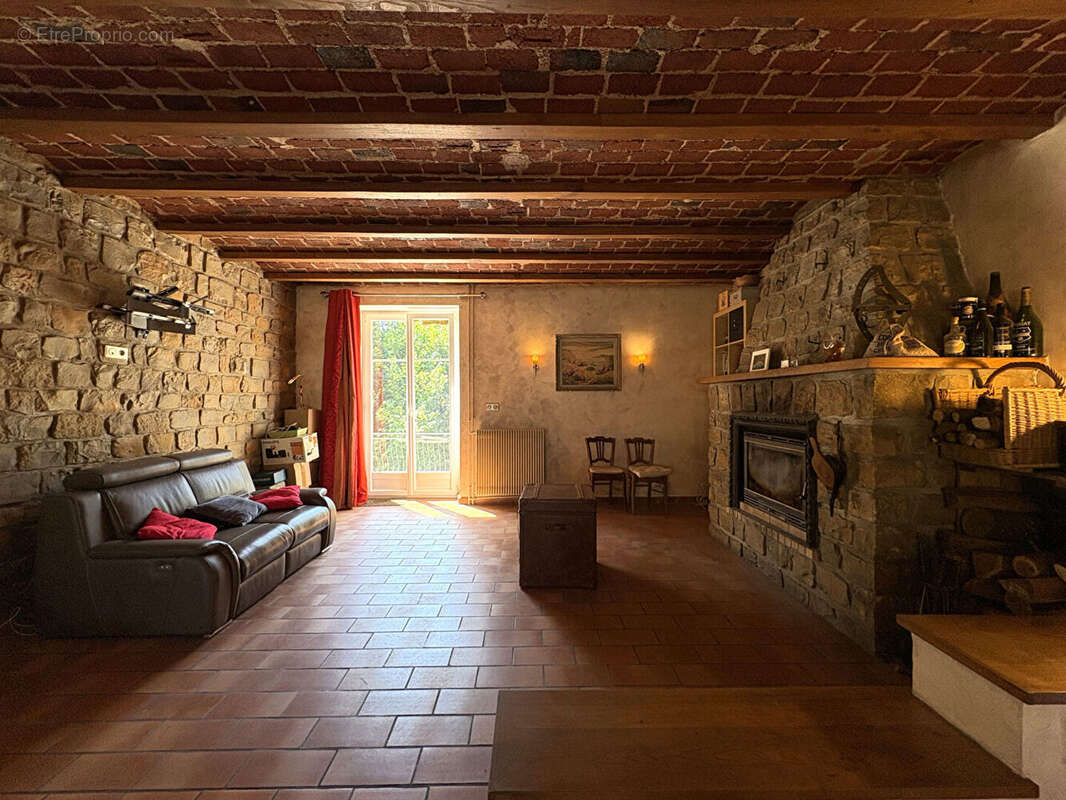 Maison à CHARLEVILLE-MEZIERES