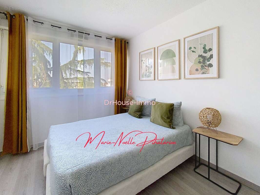 Appartement 68 m² à Cenon  - photo 20