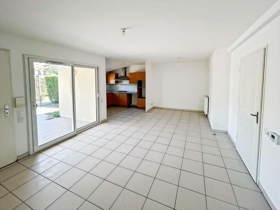 Photo 3 - Maison à IZON