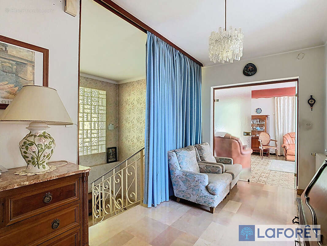 Maison Bourbonne-les-bains 4 pièce(s) 151,84 m2 - photo 5