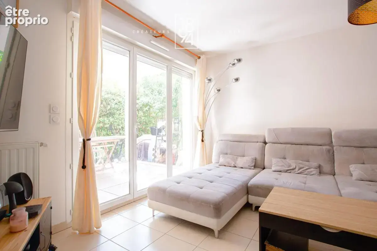 Appartement T2 en rez de jardin , parking double et cave - photo 2
