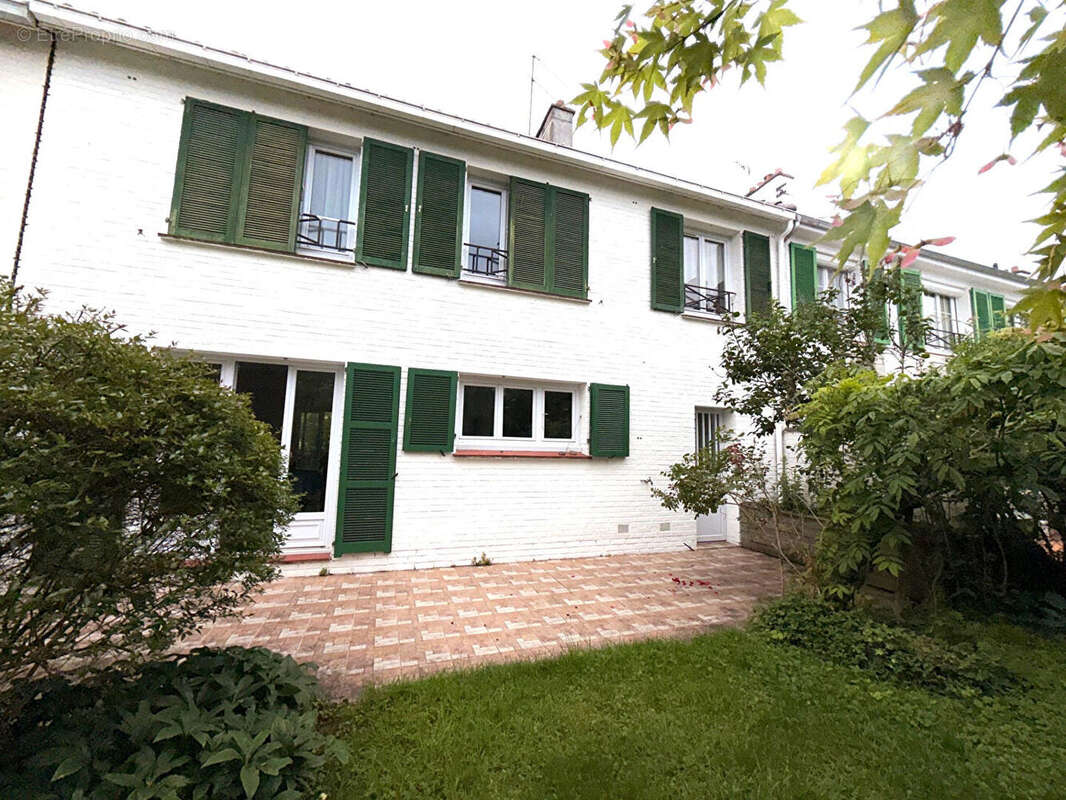 6 pièces avec fort potentiel Quartier pavillonnaire recherché - photo 7