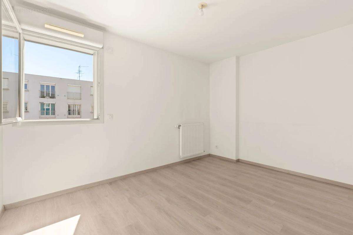 Appartement à MEYZIEU