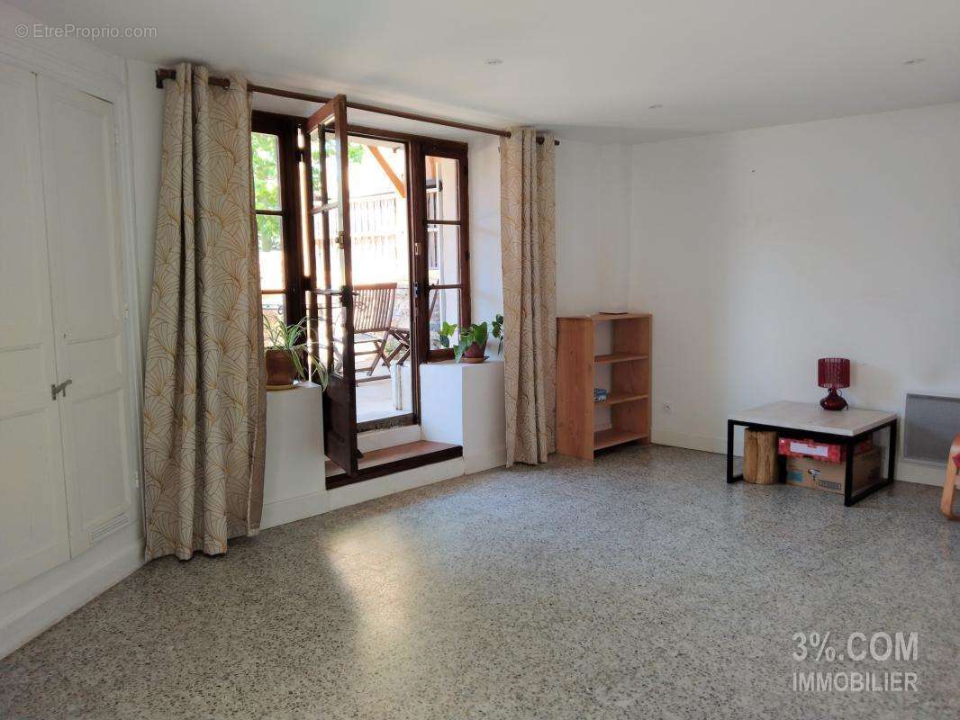 Maison à ALBOUSSIERE