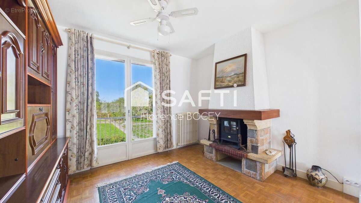 Photo 8 - Maison à GAJOUBERT