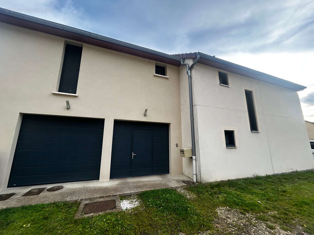 Maison à REULLE-VERGY