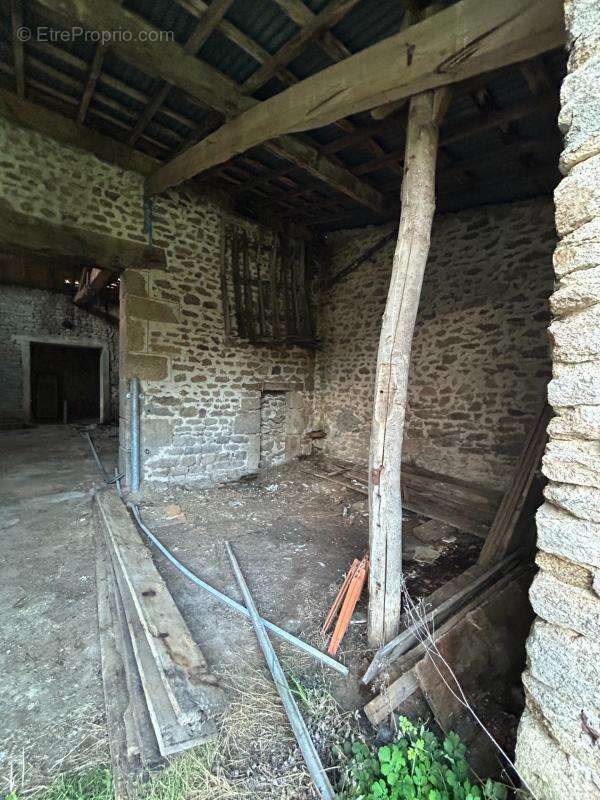 Maison à vendre 2 pièces BESSINES SUR GARTEMPE (87) - photo 9