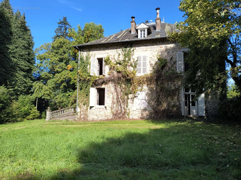 Maison à SAINT-CLEMENT