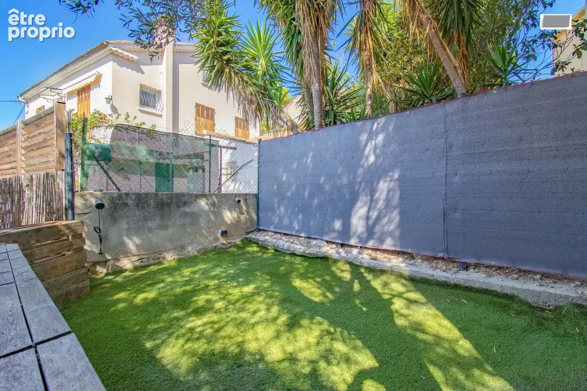 T2 loué avec jardin Bas Faron dans une résidence fermée et sécurisée. - photo 11