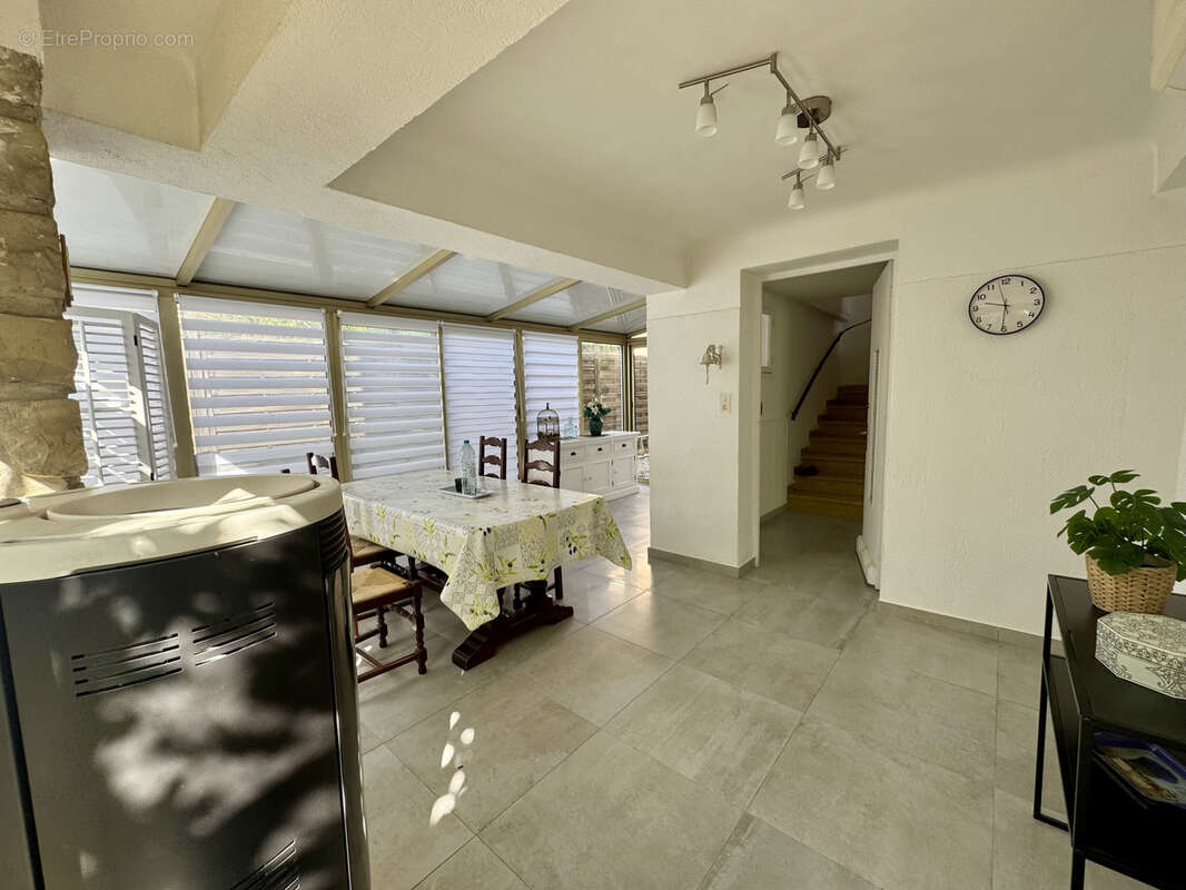 Buis les baronnies-villa 4 chambres de 120 m2 - photo 7