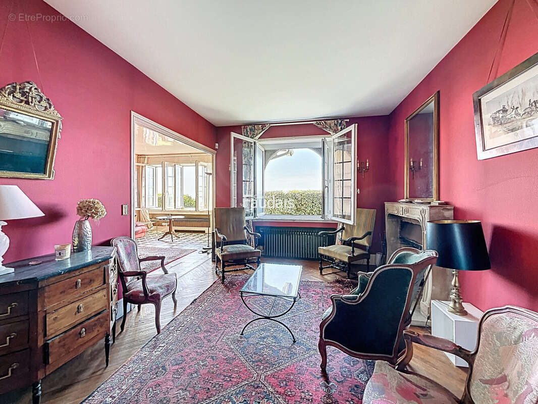 Maison 235 m² à Agon-Coutainville  - photo 4