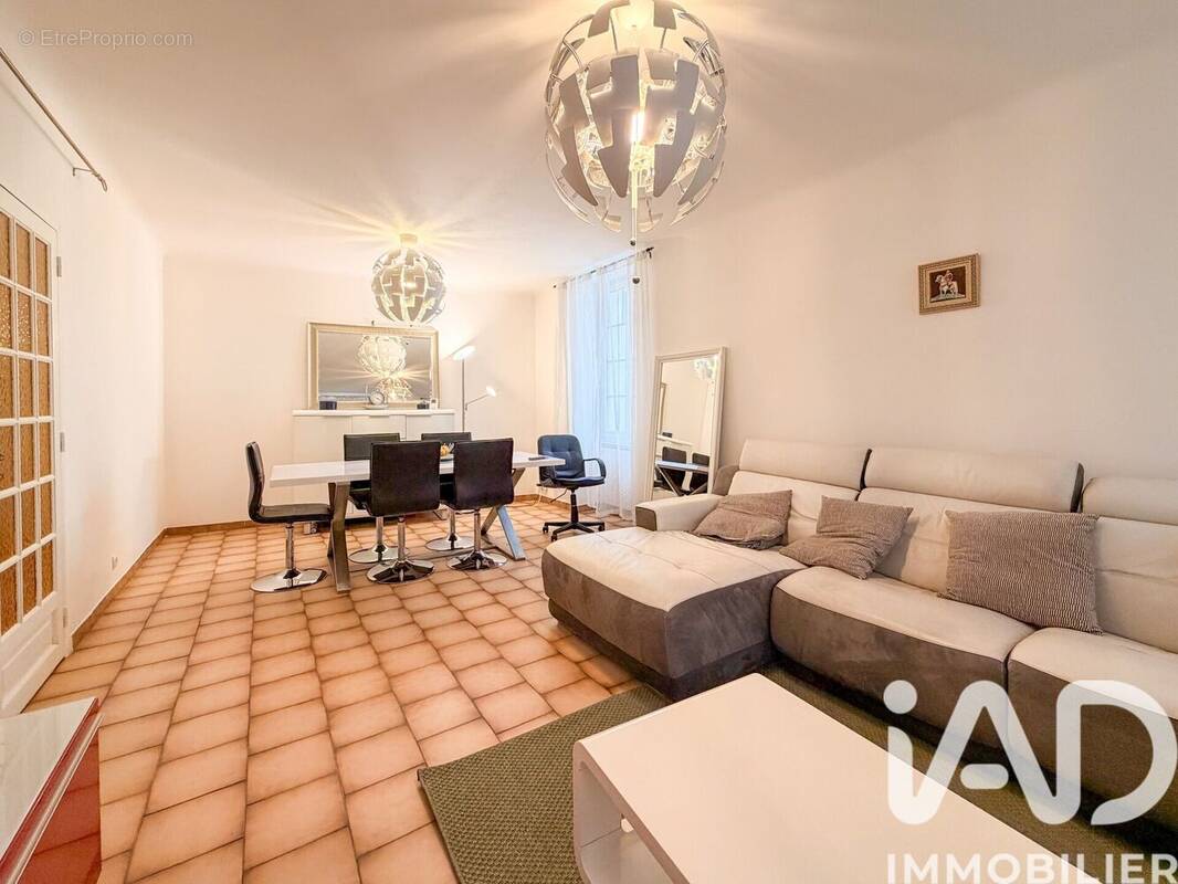 Photo 1 - Maison à MARSEILLE-15E