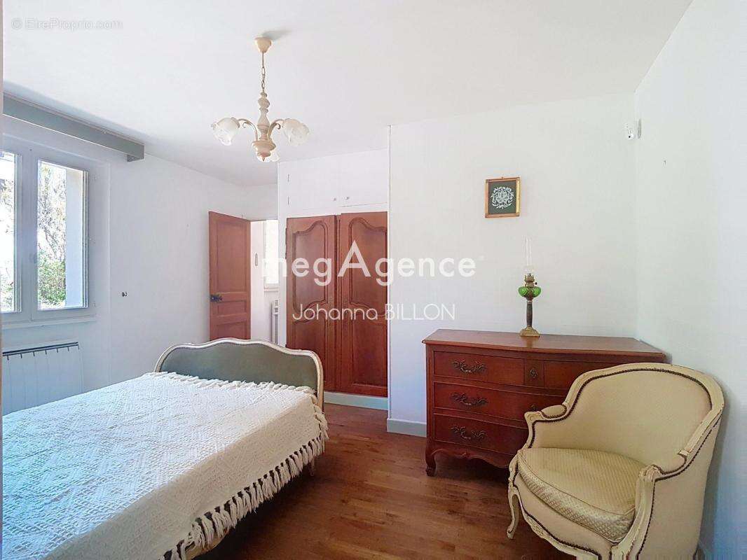 Belle maison familiale avec vie de plain-pied et toiture en ardoise naturelle !! - photo 7