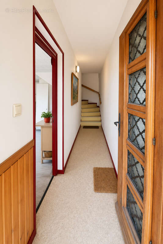 Maison de village avec terrain plat de 500 m2 environ . - photo 6
