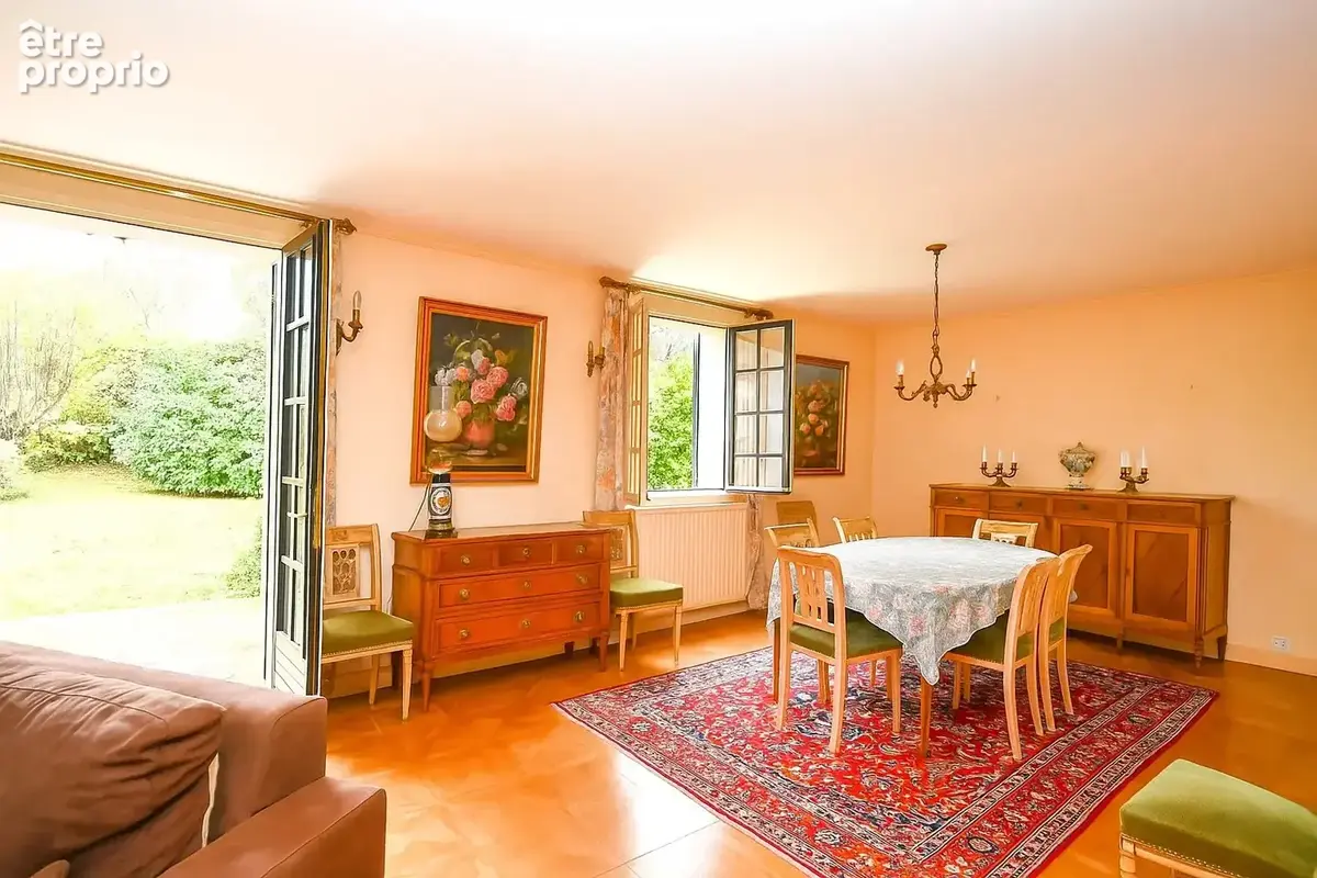 Bougival - villa familiale -197 m² - 5 chambres - terrain 1000 m² - photo 3