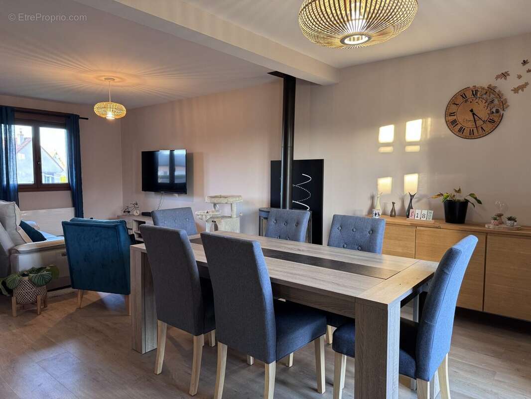 Maison à FONTAINE-BELLENGER