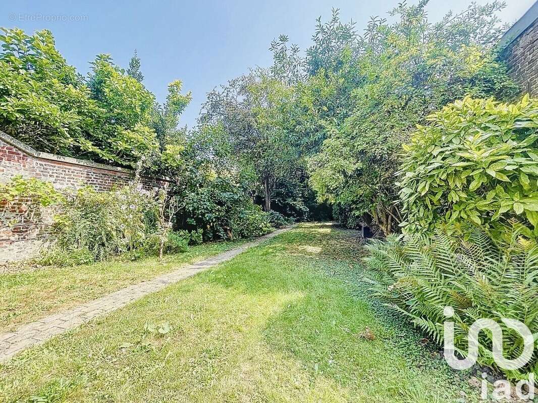 Maison 312 m² à Douai  - photo 2