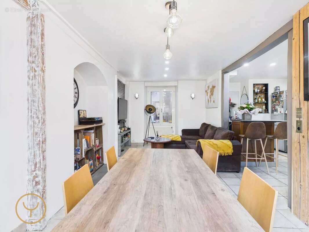 Maison à ROMILLY-SUR-SEINE