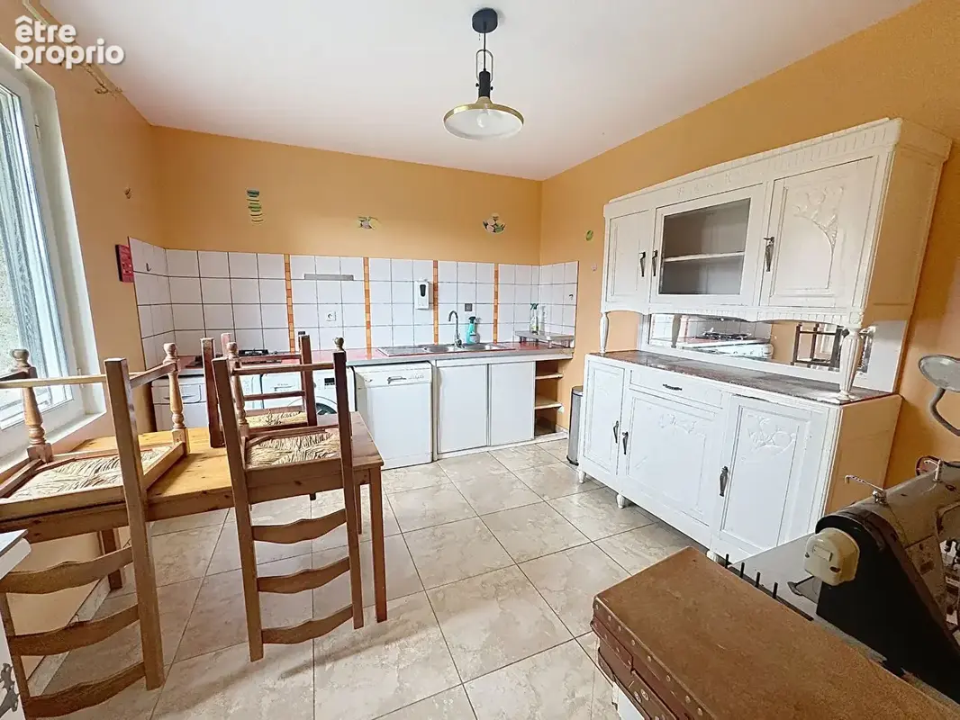Maison La Cote Saint Andre 6 pièce(s) de 246 m² - photo 11