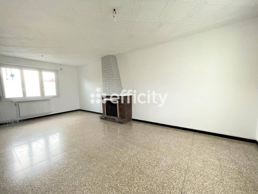 Maison à FACHES-THUMESNIL