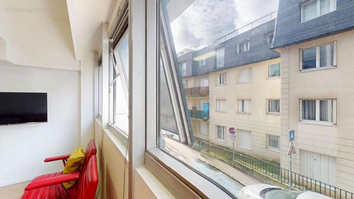 Appartement 48 m² à Les Lilas  - photo 2