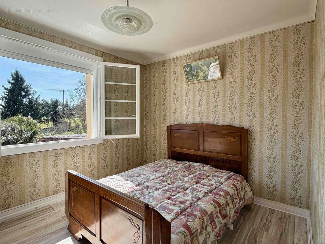 Maison à VILLENEUVE-DE-MARSAN