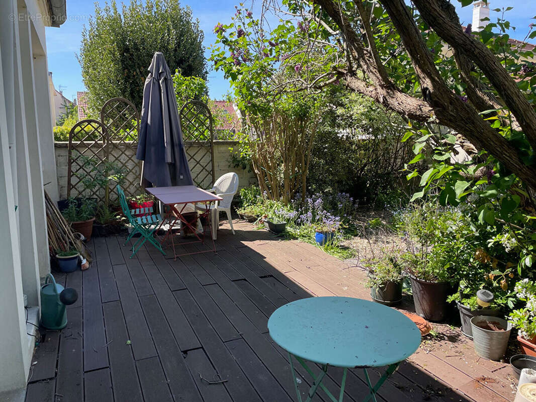 Maison familiale à Clamart, quartier Jardin Parisien. - photo 3