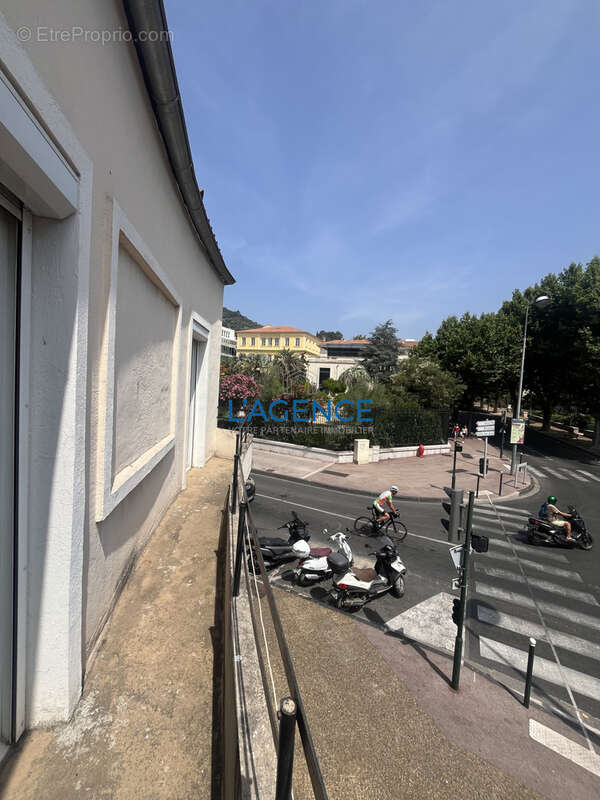 Appartement à HYERES