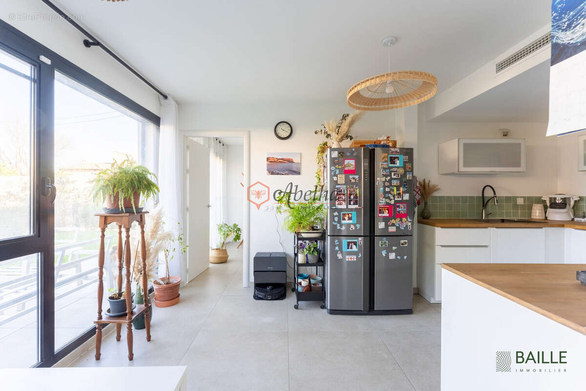 Appartement à MARSEILLE-12E