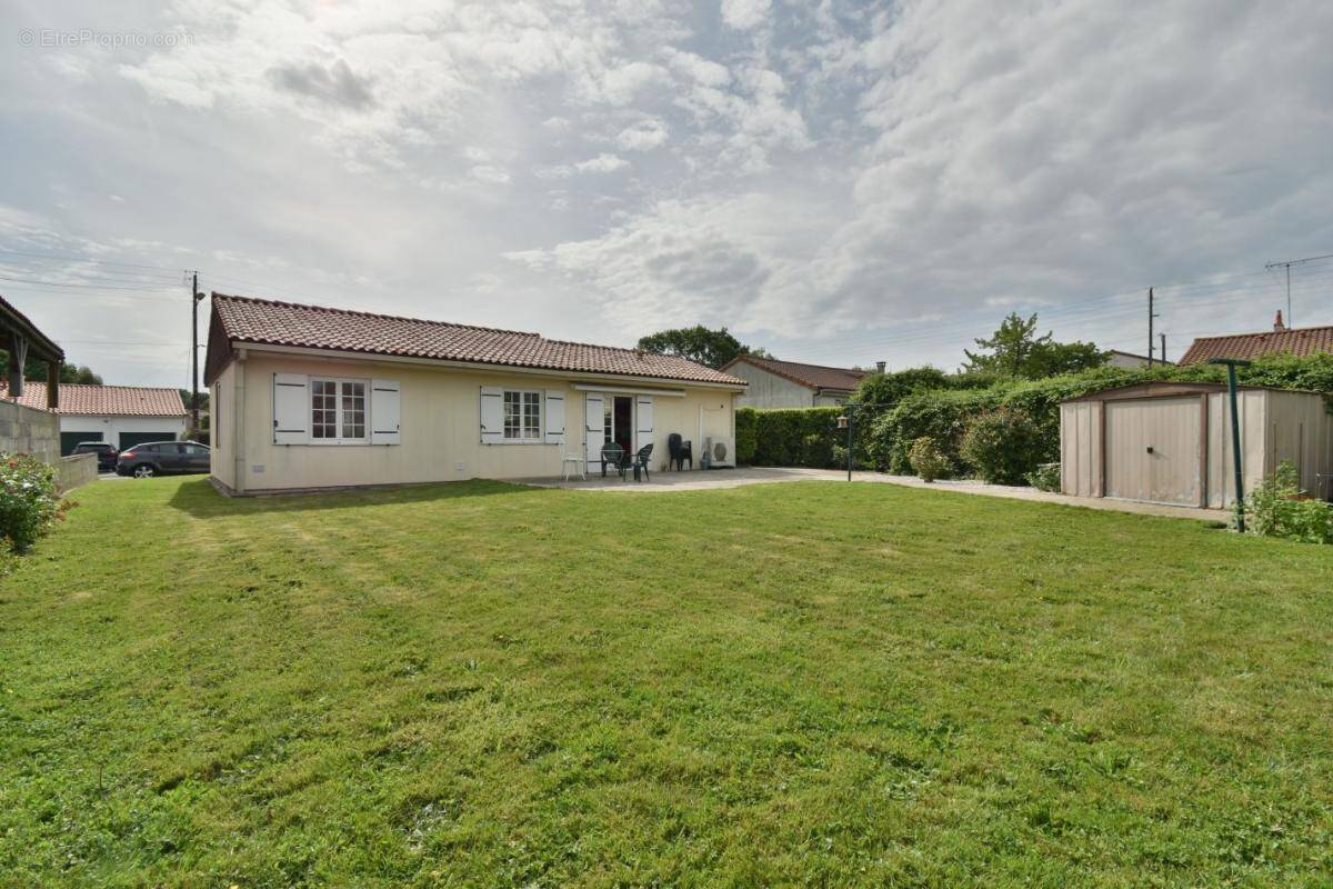 Maison à SAINT-LEGER-SOUS-CHOLET