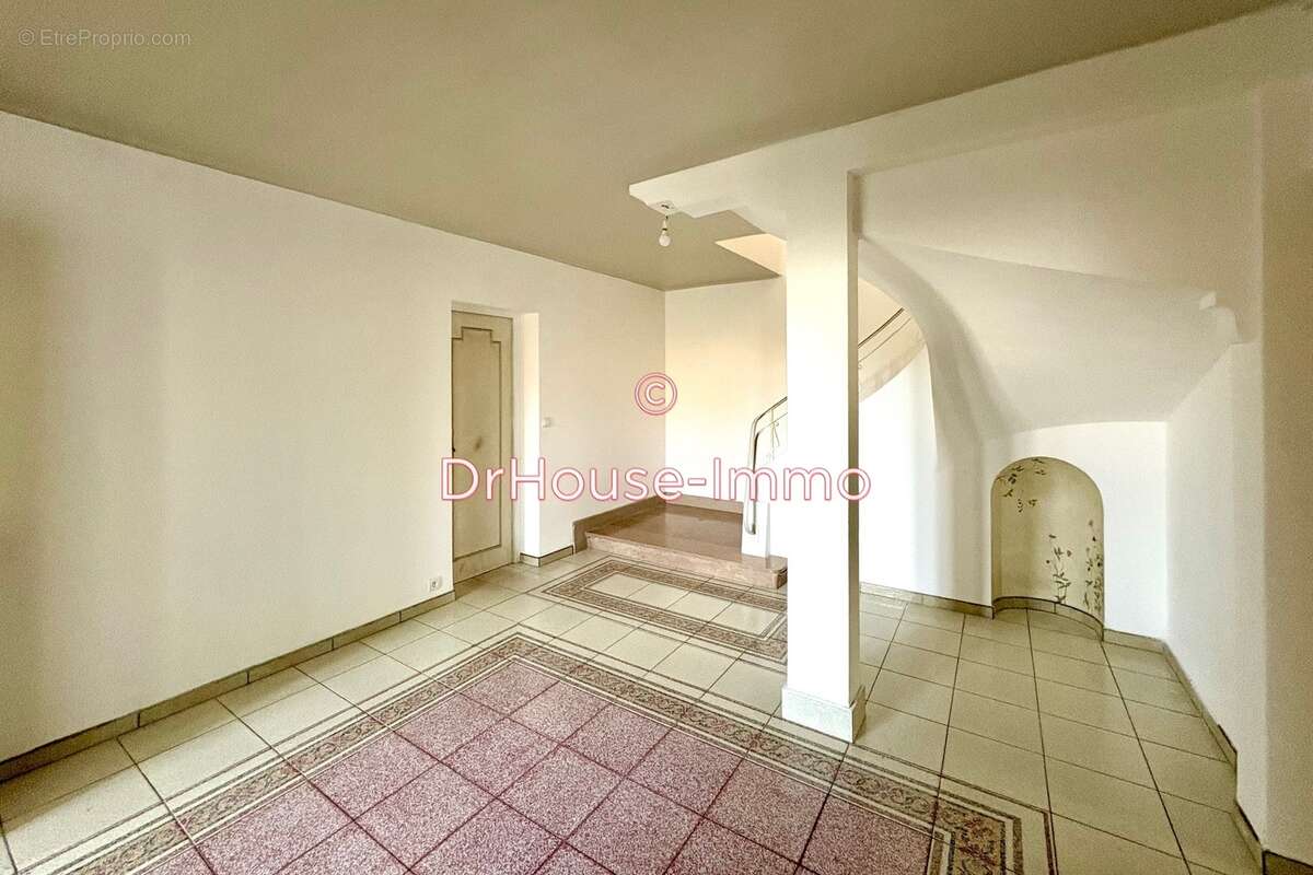 Maison 245 m² à Carcassonne  - photo 20