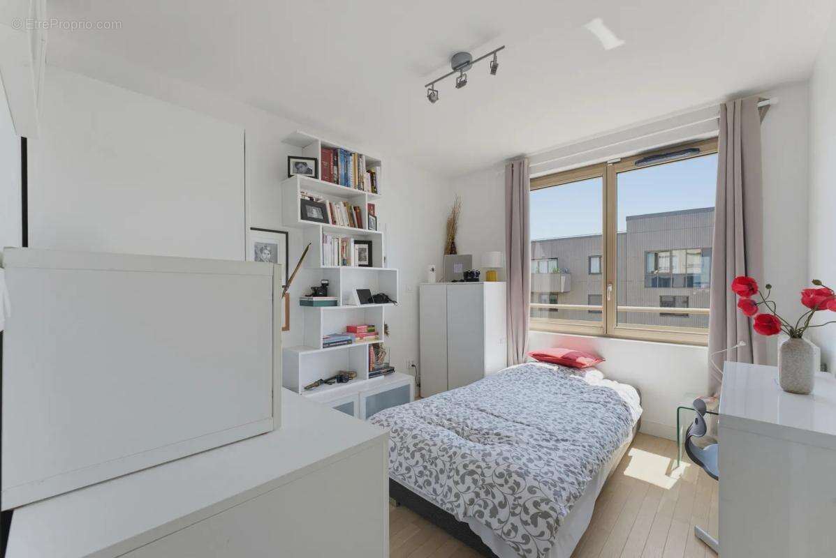 BORDEAUX - 6e étage appartement excluant voisins sur le palier - photo 10
