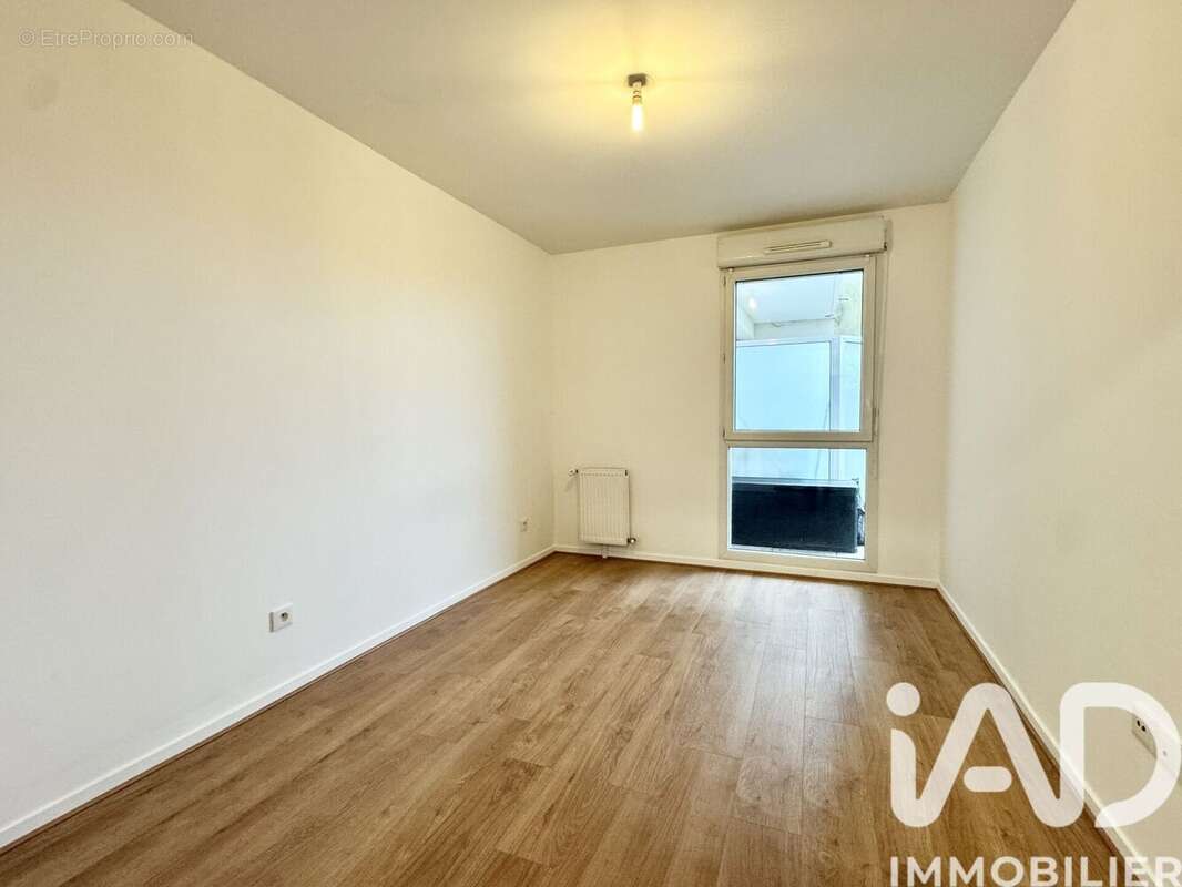 Photo 4 - Appartement à MOISSY-CRAMAYEL