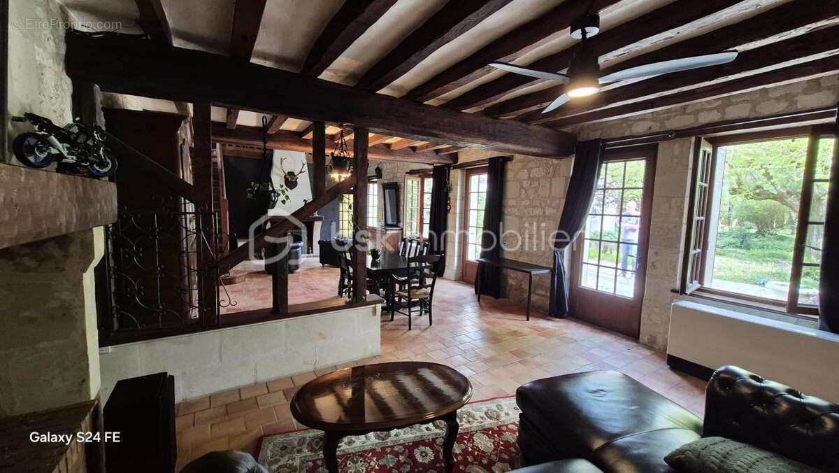 Maison à LA CHAPELLE-SUR-LOIRE