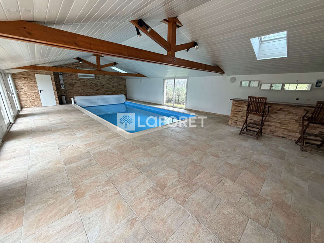 Maison à SOMME-BIONNE