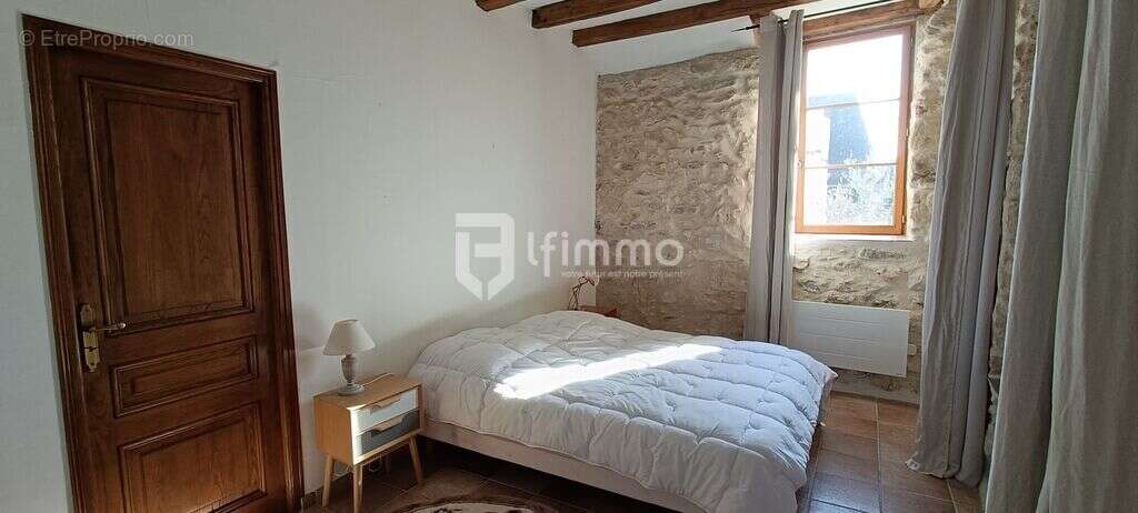 Maison à CHALAUTRE-LA-GRANDE