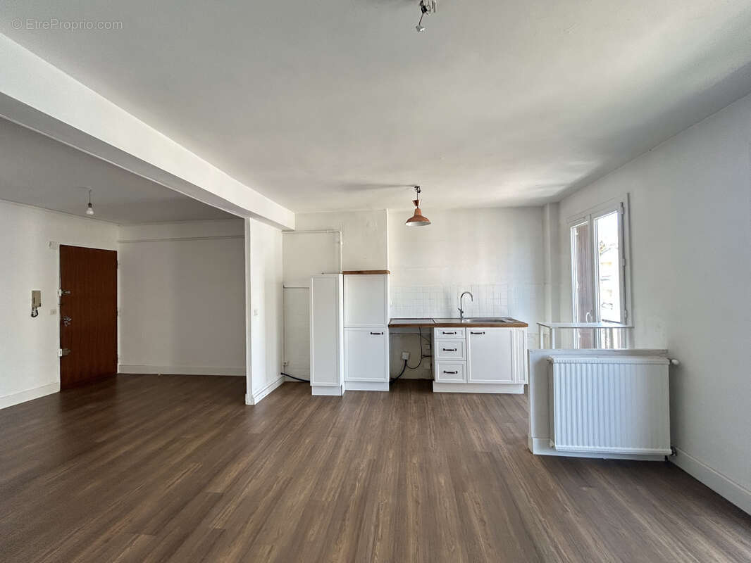 Appartement à MARSEILLE-10E