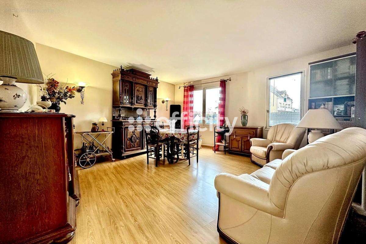 Appartement à LONGJUMEAU